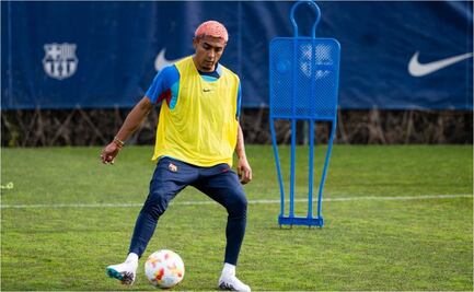 Julián Araujo realiza su primer entrenamiento en el FC Barcelona 