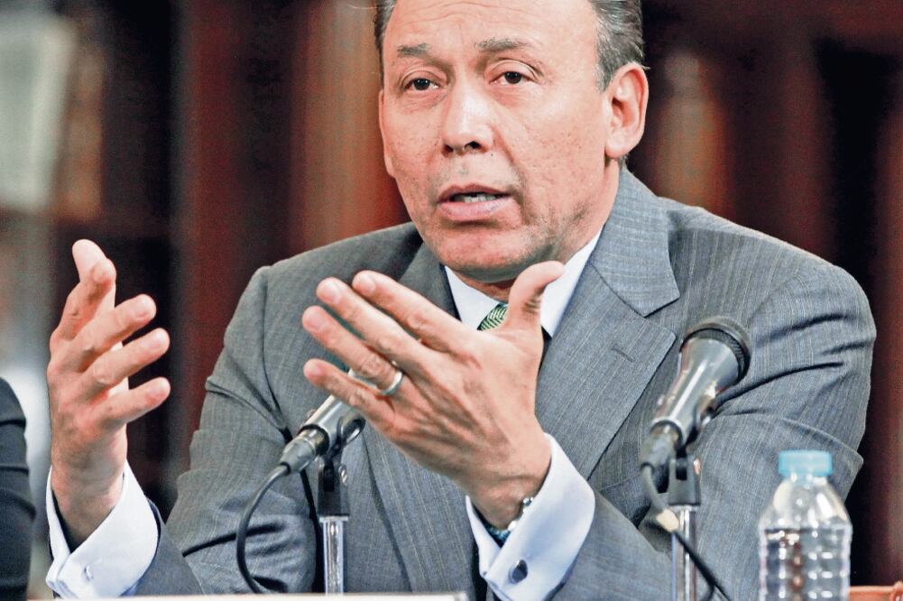 José Reyes Baeza Terrazas, director general del ISSSTE, dijo que el instituto tiene pacientes de entre 80 y 90 años. Foto: ARCHIVO EL UNIVERSAL