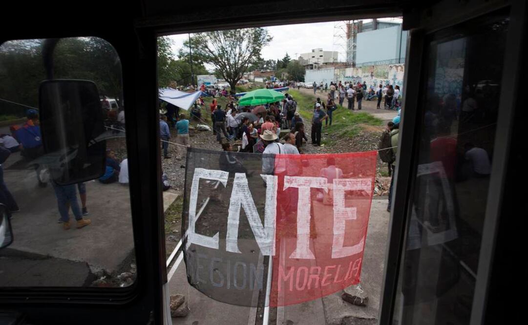 Protesta de la CNTE hoy en Morelia. Fotografía: EFE