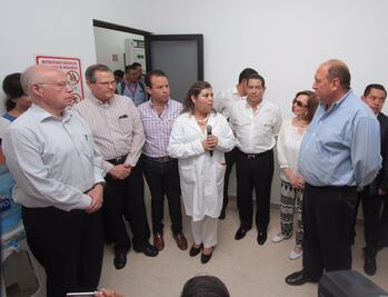 Suman mil 500 casos de zika en el país: Narro