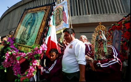 FOTOS: ¡Fervor guadalupano! Llegan peregrinaciones masivas a la Basílica de Guadalupe