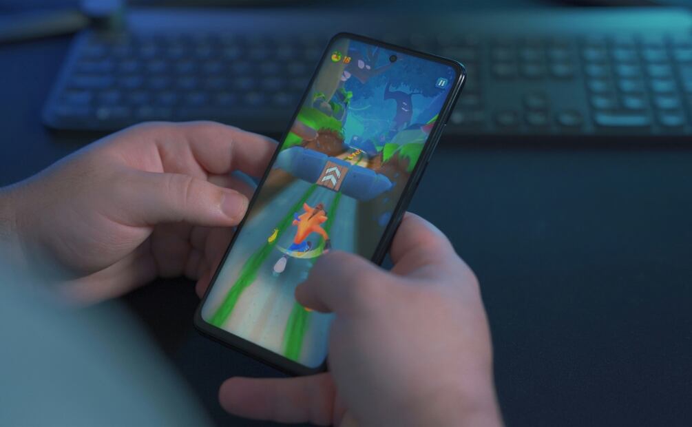 Celular gamer. Imagen: Unsplash