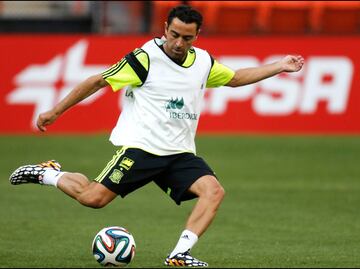 Xavi Hernández anuncia su retiro del futbol