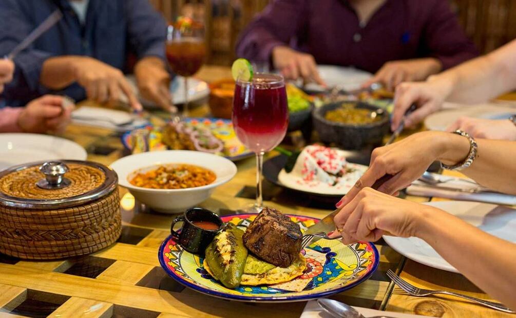 Visita "Los 7 templos" en Mexicali, Baja California. Foto: Cortesía Baja California Travel