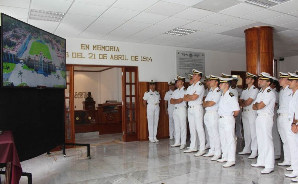 La Heroica Escuela Naval Militar en Veracruz recibió a integrantes de la tripulación del Buque Escuela “Juan Sebastián de Elcano” de la Armada de España (02/04/2026). Foto: Especial