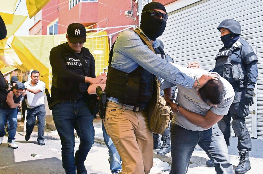 Según las indagatorias de las autoridades locales, la muerte de El Ojos, en julio de 2017, detonó la venta de enervantes al menudeo en las calles de la capital (ARCHIVO EL UNIVERSAL)