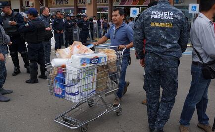 Denuncian desabasto de alimento y combustible por bloqueos en Oaxaca