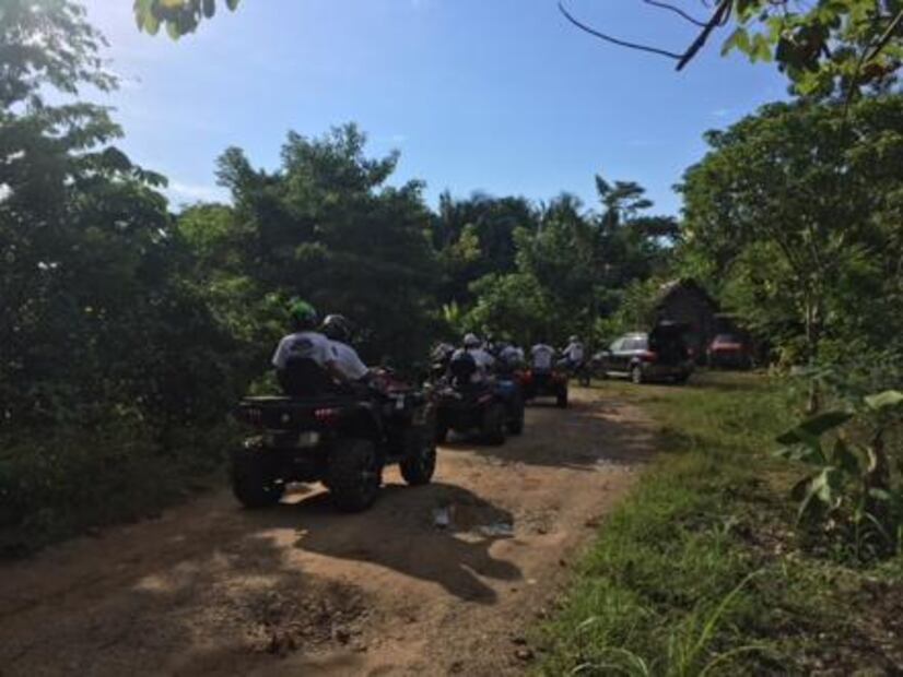 Marchan en silencio tras asesinato de estudiante oaxaqueño en Puebla