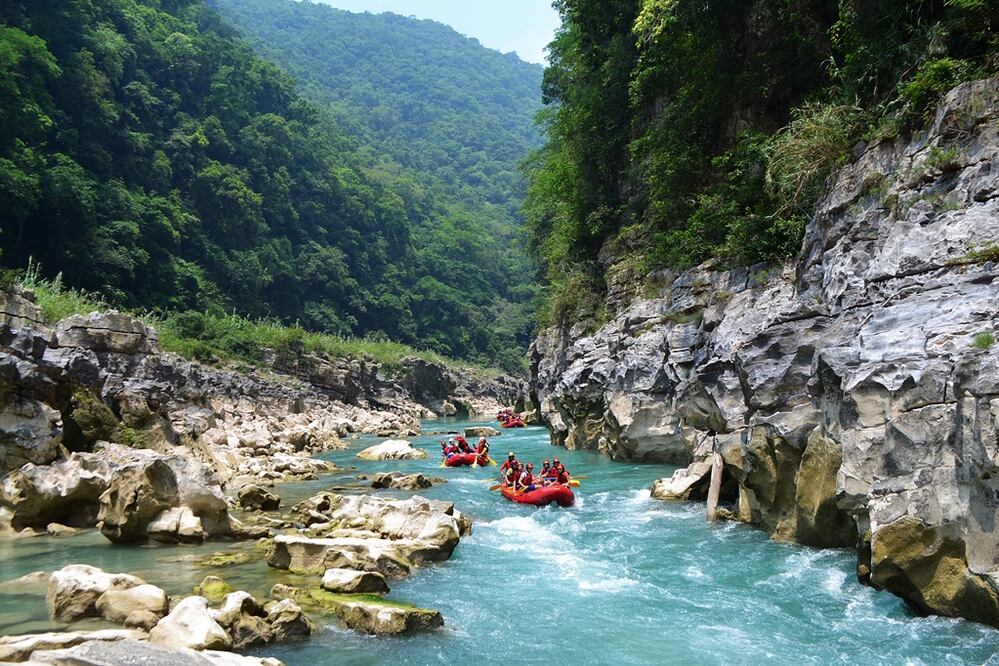 El río Tampaón, en la Huasteca Potosina, es un lugar perfecto para hacer rafting. (Foto: Cortesía Huaxteca)