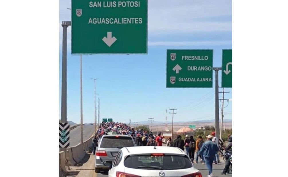 Los maestros de Zacatecas bloquean accesos carreteros ante falta de acuerdos (19/02/2025). Foto: Especial