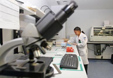 OMS alerta sobre "riesgos biológicos" tras ocupación de un laboratorio en Sudán