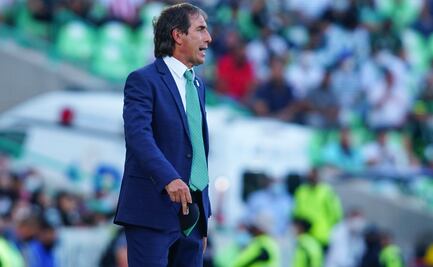 Guillermo Almada no puede con tantas bajas en Santos