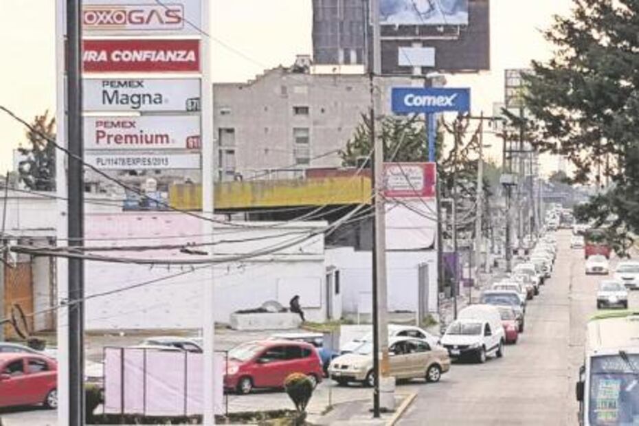 Escasez de gasolina desata compras de pánico en al menos seis estados