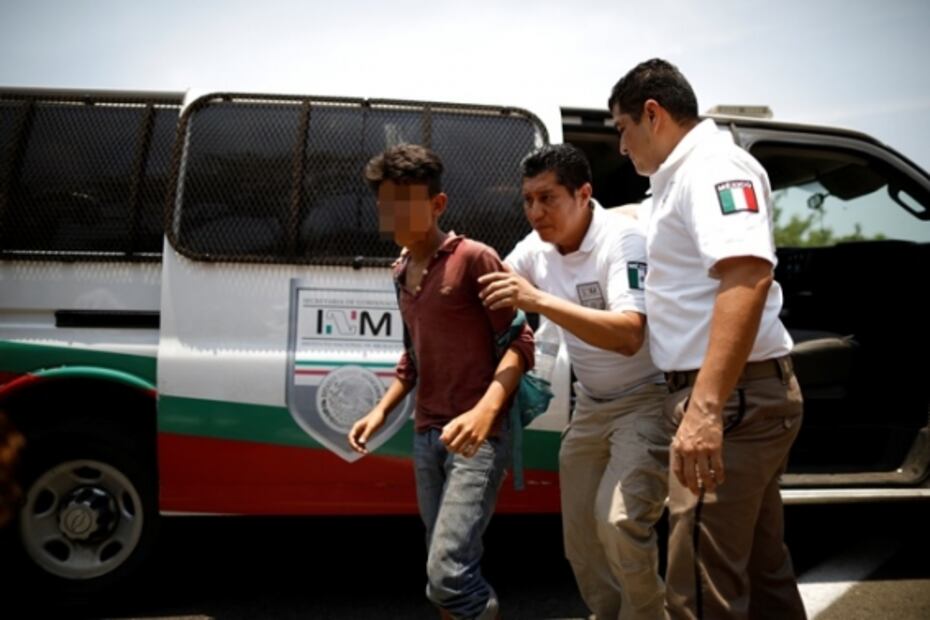 Reportan detenciones en caravana migrante en Pijijiapan, Chiapas