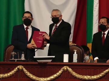 Martí Batres entrega al Congreso CDMX Tercer Informe de Gobierno de Sheinbaum