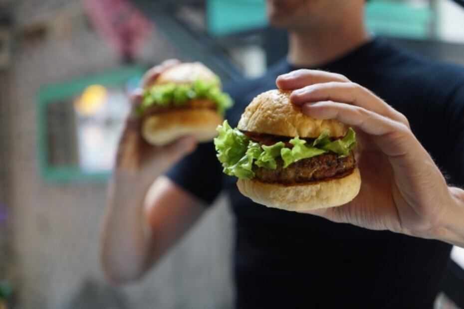 Receta de hamburguesas de arroz y frijol para el #LunesSinCarne 