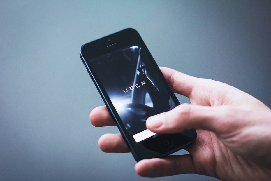 Uber, con sede en San Francisco, lanzará taxis sin conductor en Londres el próximo año. Foto: Pixabay