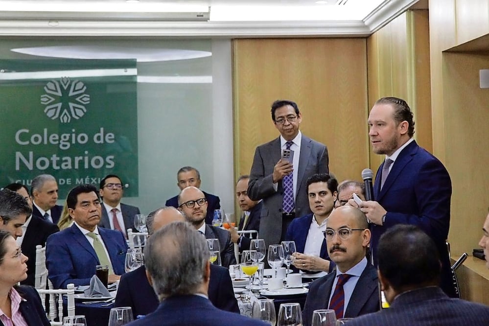 Santiago Taboada reconoció al Colegio de Notarios por las jornadas dirigidas a la ciudadanía para ofrecer servicios y trámites a bajo costo.