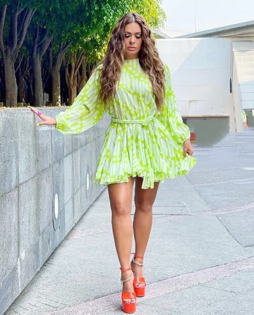 Top 5 de los zapatos con plataformas de Galilea Montijo