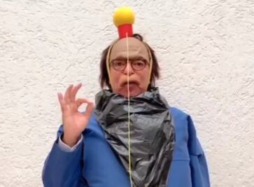 Estornudo de Etiqueta al estilo “Doctor Chunga”