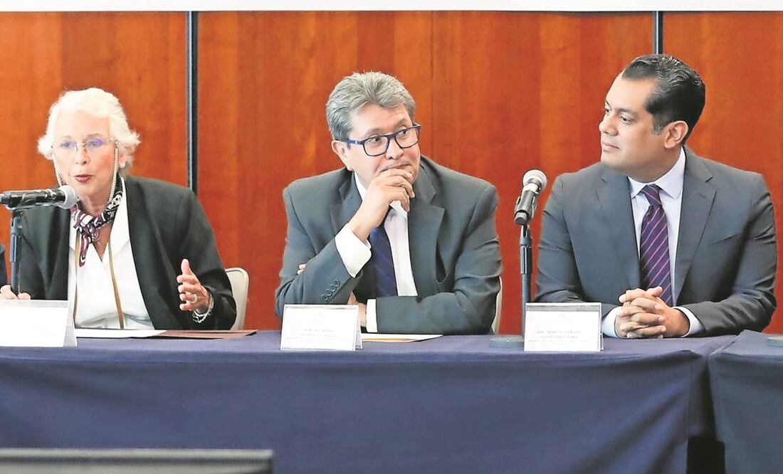El presidente de la Cámara de Diputados, Sergio Gutiérrez Luna (der.), aseguró que hay apertura de Morena para modificar la iniciativa presidencial. Foto: Especial.