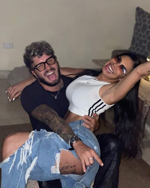 Lis Vega y su esposo. Fuente: Instagram @lisvega