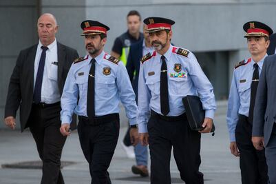 Jefe de policía y separatistas catalanes quedan libres tras declarar por sedición