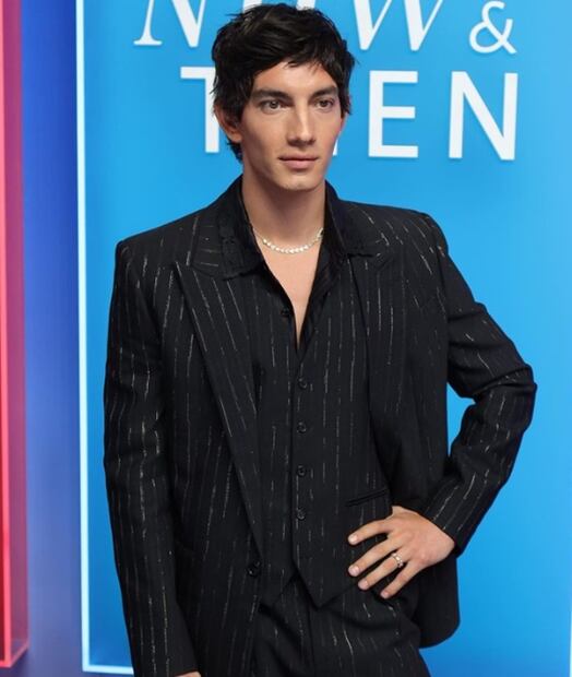 José María Yazpik rehúsa a hablar de feminicidios o el Tren Maya