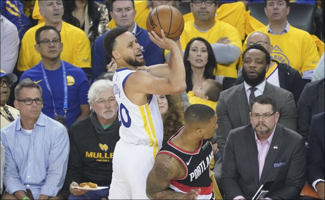 Los Warriors neutralizaron el perímetro de los Blazers. Foto: Reuters
