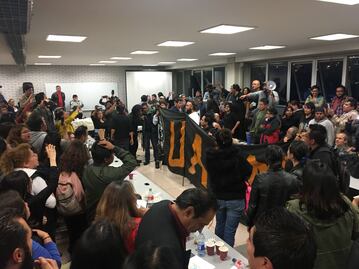 Suspenden sesión para elegir nuevo rector en UACM por protesta
