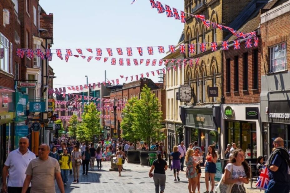 Qué hay en Windsor, el pueblo donde está el famoso castillo