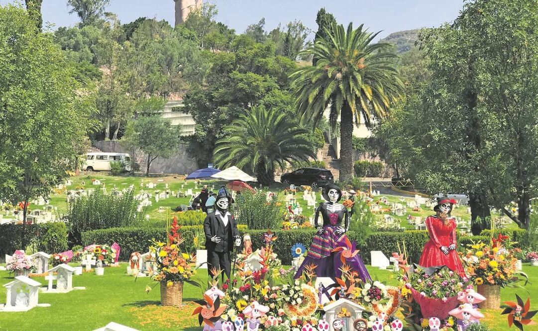 Con cerca de 200 mil tumbas, Jardines del Recuerdo es la necrópolis más grande del país y de América Latina. Foto: Rebeca Jiménez/ EL UNIVERSAL.