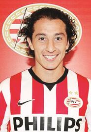 PSV y Guardado, con Supercopa