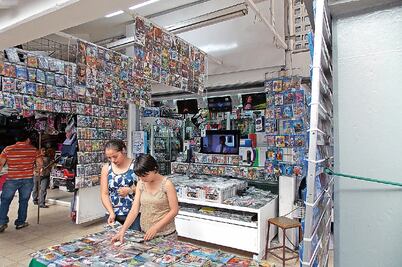 Piratería representa hasta 8% del PIB; 1 de cada 3 productos vendidos en México proviene del mercado ilegal, advierte estudio