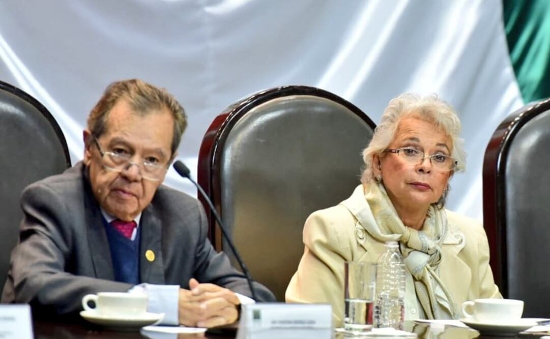 El presidente de la mesa directiva de la cámara de diputados, Porfirio Muñoz Ledo y la titular de Segob, Olga Sánchez Cordero. Foto: Especial