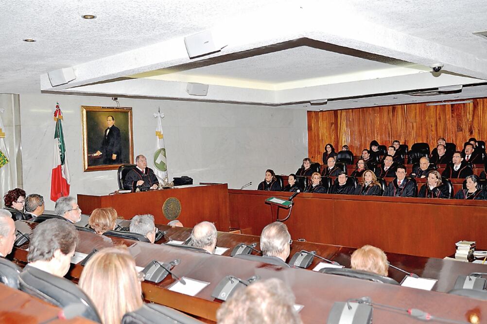 El presidente del TSJ local entregará su renuncia a los magistrados. Édgar Elía s Azar ocupó el cargo por nueve años. (ARCHIVO EL UNIVERSAL)