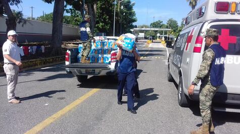 Marina brinda atención a integrantes de la caravana migrante