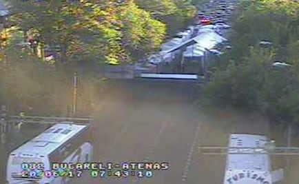 Cierran calle Bucareli por manifestantes 