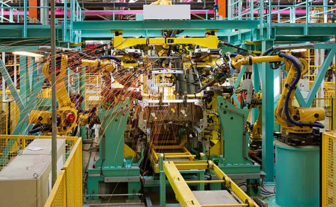 El déficit de trabajadores en la industria maquiladora de exportación alcanzó solo en la zona de baja California alrededor de 10 mil empleados. Foto: iStock