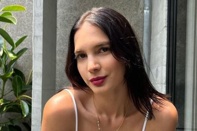 Novia de Luisito Comunica se convierte en la reina de corazones