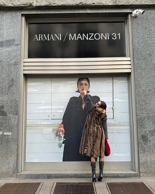 Lucy Markovic era muy activa en campañas y desfiles de Emporio Armani y otras líneas del grupo. Foto: Especial