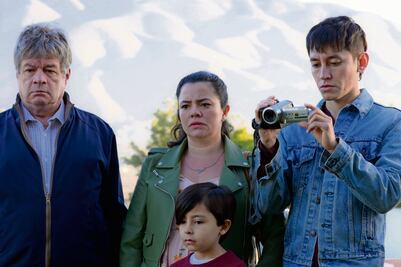 Alejandro Camacho enviuda y el duelo lo lleva a un curioso viaje por BC