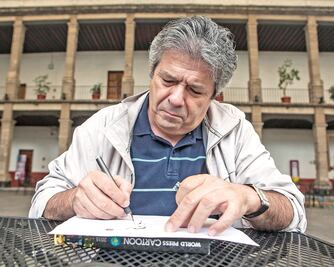 “Un cartón es una especie de oasis en un desierto de palabras”