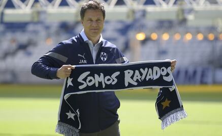 'Tato Noriega' fue presentado oficialmente como presidente de Rayados