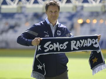 'Tato Noriega' fue presentado oficialmente como presidente de Rayados