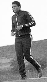 CMB hará estatua en honor a Ali