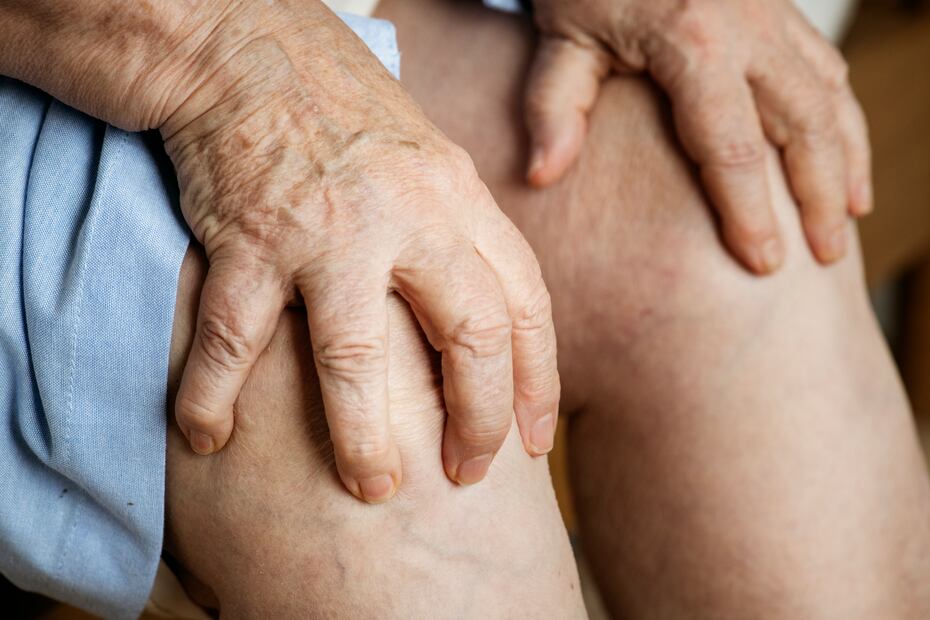Cuidar la alimentación es clave para prevenir el dolor articular y mantener la movilidad. Foto: Freepik