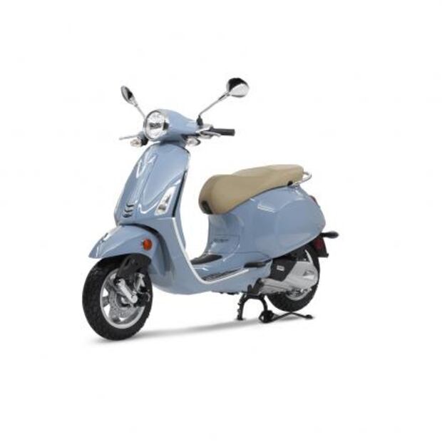 Scooter Vespa Primavera cumple 50 años