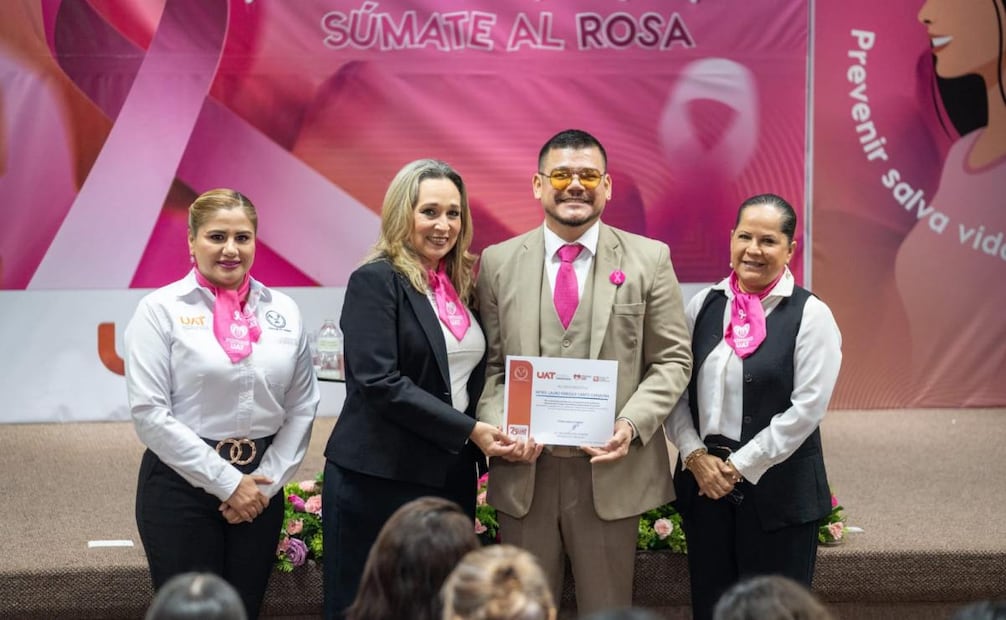 La Universidad Autónoma de Tamaulipas promovió entre su comunidad estudiantil femenina la detección oportuna del cáncer de mama este jueves 9 de octubre de 2025. Foto: Especial