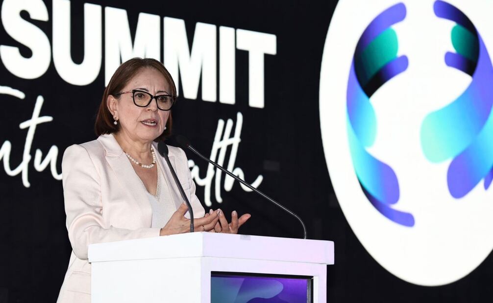 Armida Zúñiga, titular de la Cofepris, presentó “El panorama de la Investigación Clínica en México” en el foro Fifarma Annual Summit. Foto: Berenice Fregoso/ EL UNIVERSAL